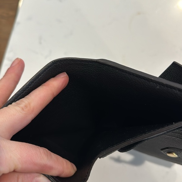 Authentic Louis Vuitton large wallet. Nearly perfect w/ one minor damage on back - Picture 3 of 8